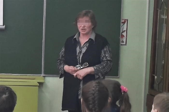 Суд не стал штрафовать смоленскую учительницу, которую подозревали в доведении учеников второго класса до самоубийства. Фото: Socceti.